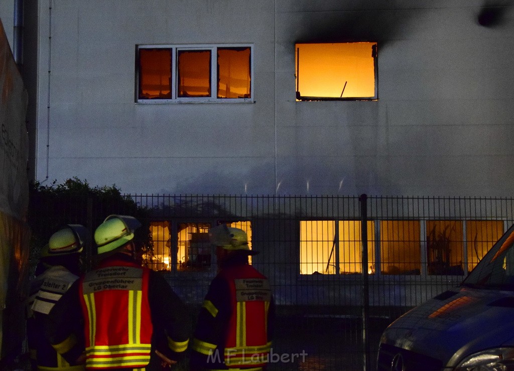 Grossbrand Halle Troisdorf Kriegsdorf Junkersring P528.JPG - Miklos Laubert